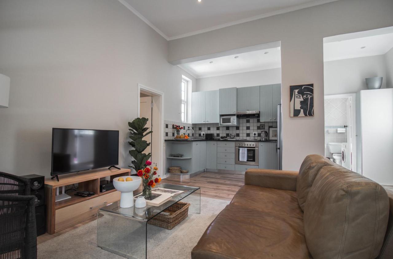 Victoria Court Two Bedroom Oasis In Trendy Long St Città del Capo Esterno foto